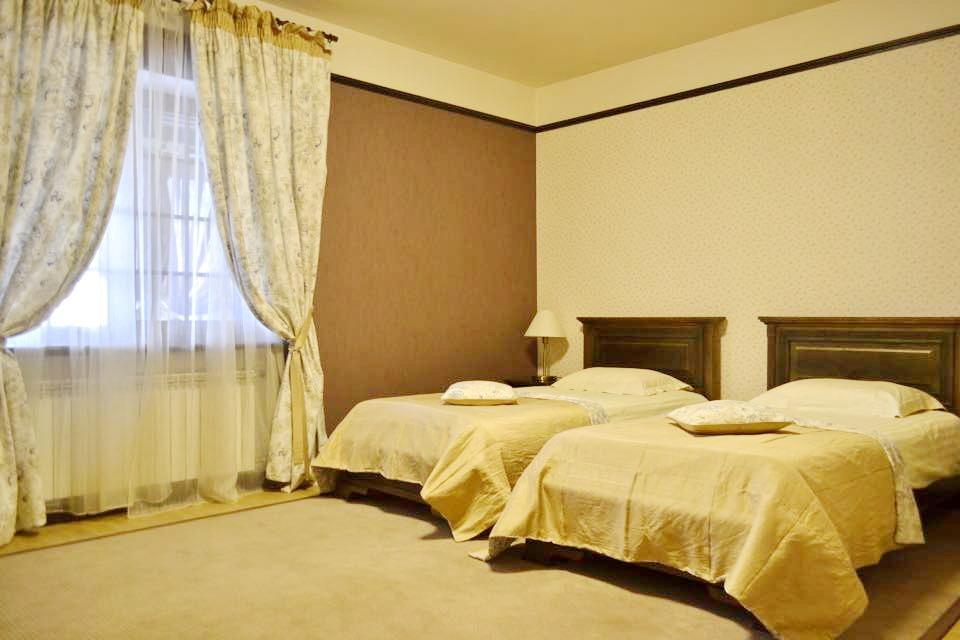 Gogol Hotel ミルホロド エクステリア 写真