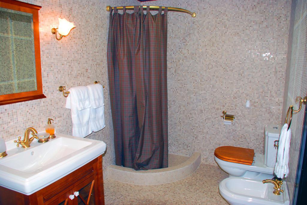 Gogol Hotel ミルホロド 部屋 写真